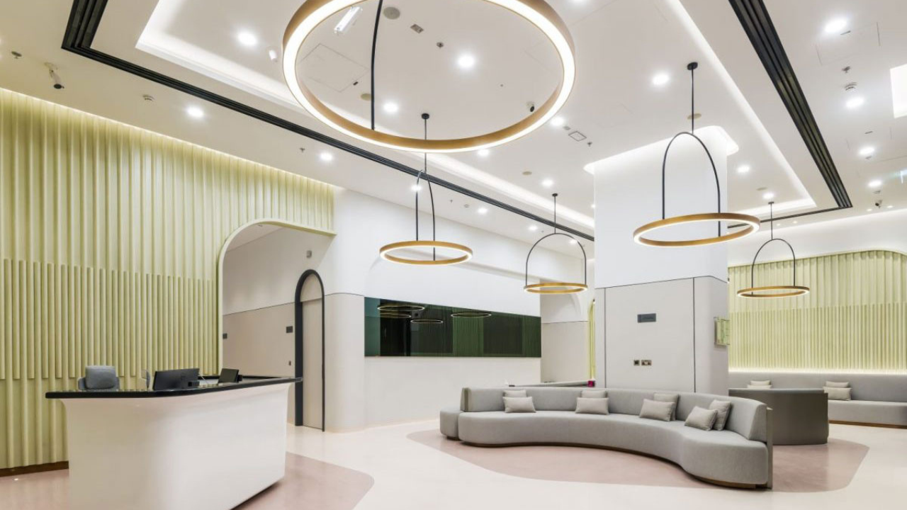 Healthcare — Clinic Reception